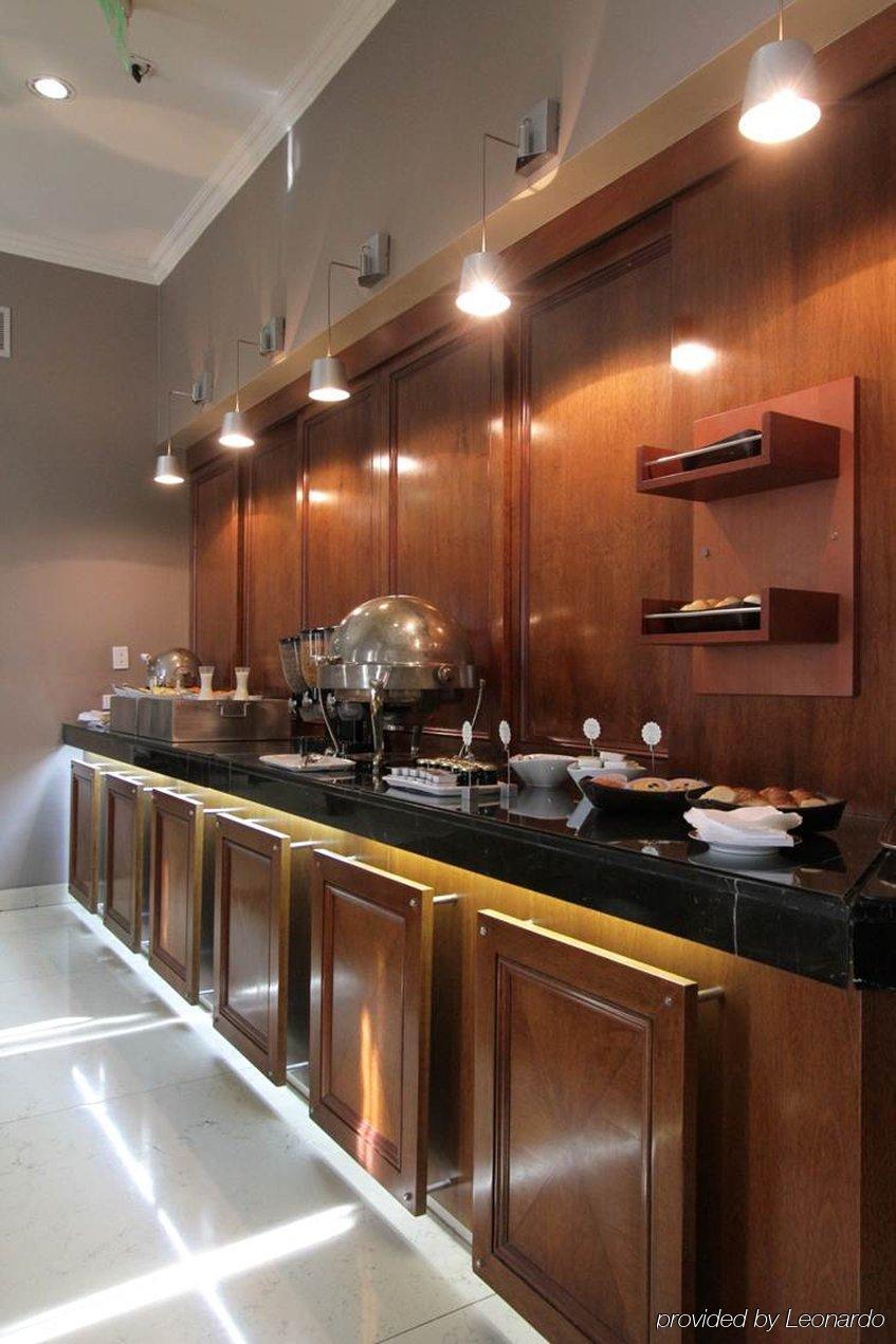 Plaza 5* Ciudad Autónoma de Buenos Aires